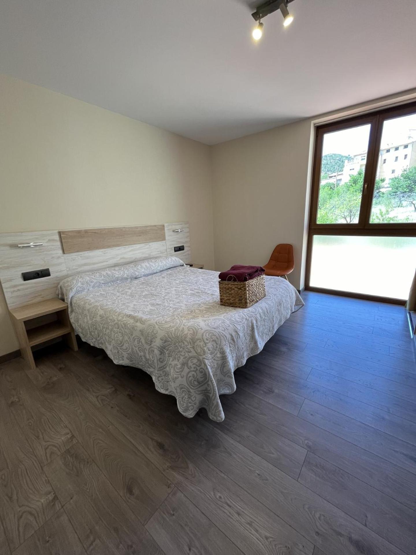Ca L'Angels Hotel Prat de Comte ภายนอก รูปภาพ