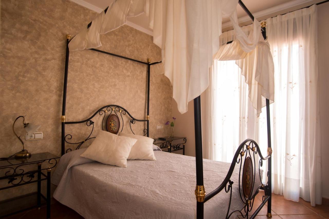 Ca L'Angels Hotel Prat de Comte ภายนอก รูปภาพ